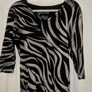 Glima size medium top. Perfect condition!